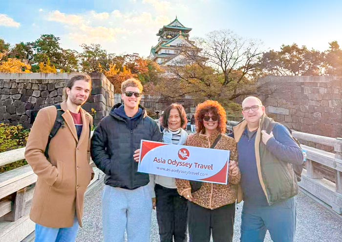 Castillo de Osaka Overlooking the Park from Osaka Castle Tower