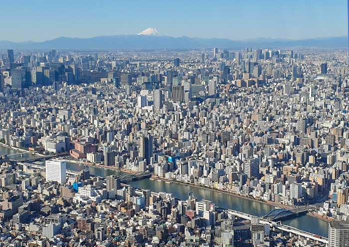 Contempla el Monte Fuji desde la ciudad de Tokio View Mt. Fuji from Tokyo City