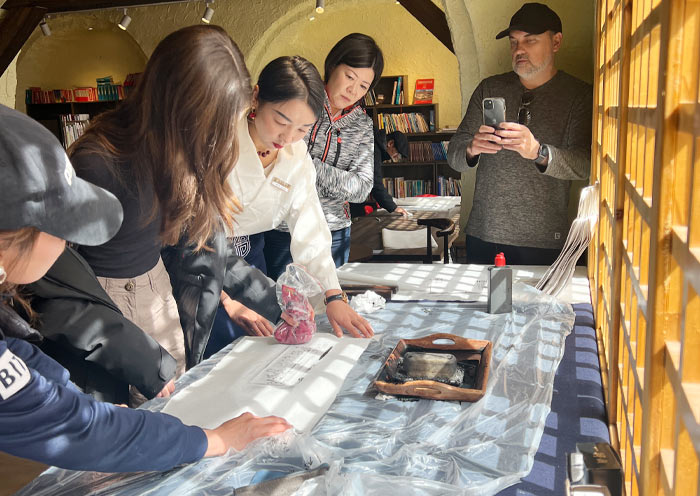 Tibetan Calligraphy & Block Printing, Lhasa