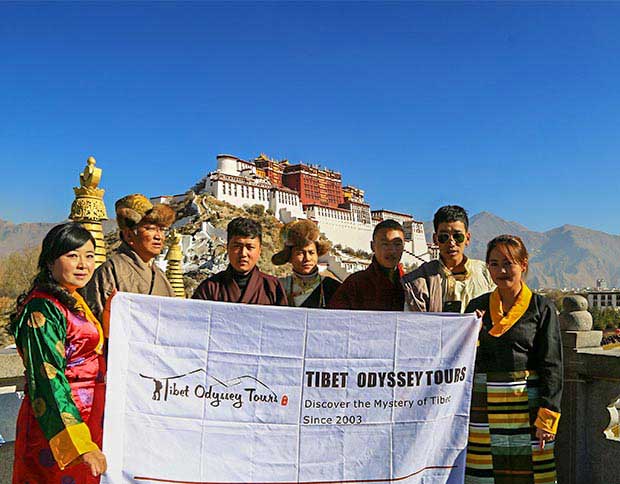 Tour Grupal por Tíbet y Guías Locales Expertos Tour Grupal por Tíbet y Guías Locales Expertos